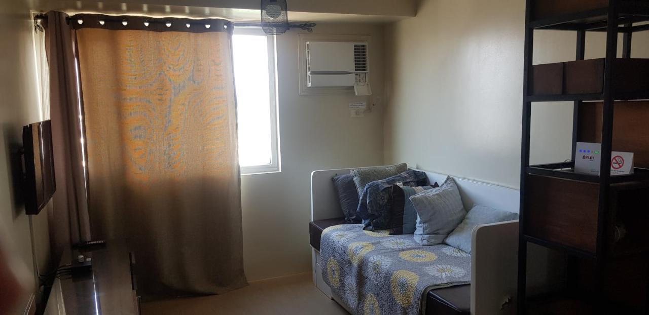 Nice Corner Ayala 1 Bedroom Condo At Heart Of Davao City With Hi Speed Wi Fi Internet Екстериор снимка