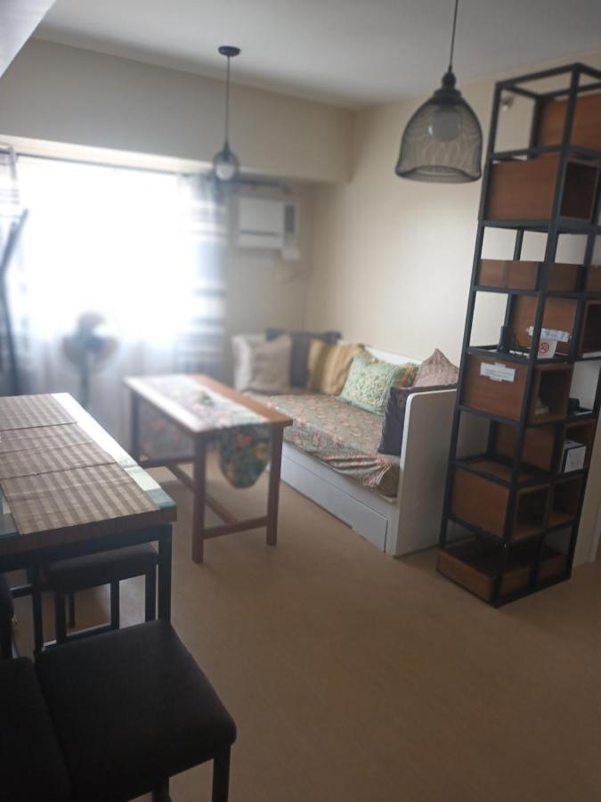 Nice Corner Ayala 1 Bedroom Condo At Heart Of Davao City With Hi Speed Wi Fi Internet Екстериор снимка