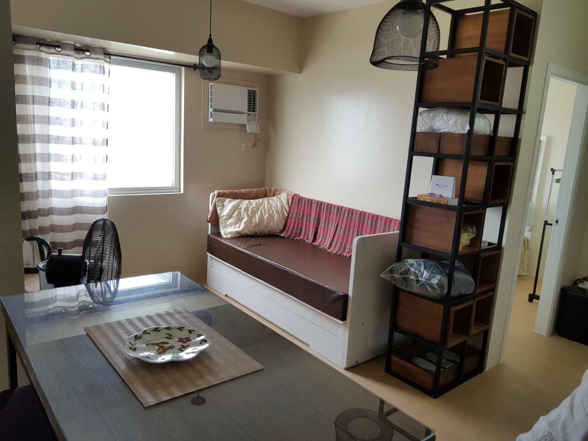 Nice Corner Ayala 1 Bedroom Condo At Heart Of Davao City With Hi Speed Wi Fi Internet Екстериор снимка