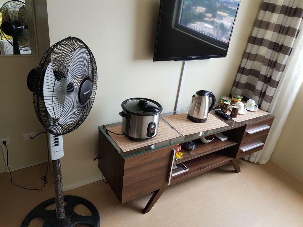 Nice Corner Ayala 1 Bedroom Condo At Heart Of Davao City With Hi Speed Wi Fi Internet Екстериор снимка