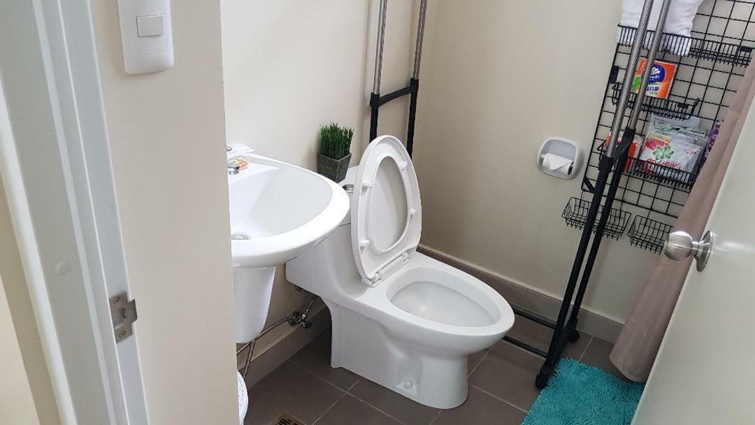 Nice Corner Ayala 1 Bedroom Condo At Heart Of Davao City With Hi Speed Wi Fi Internet Екстериор снимка